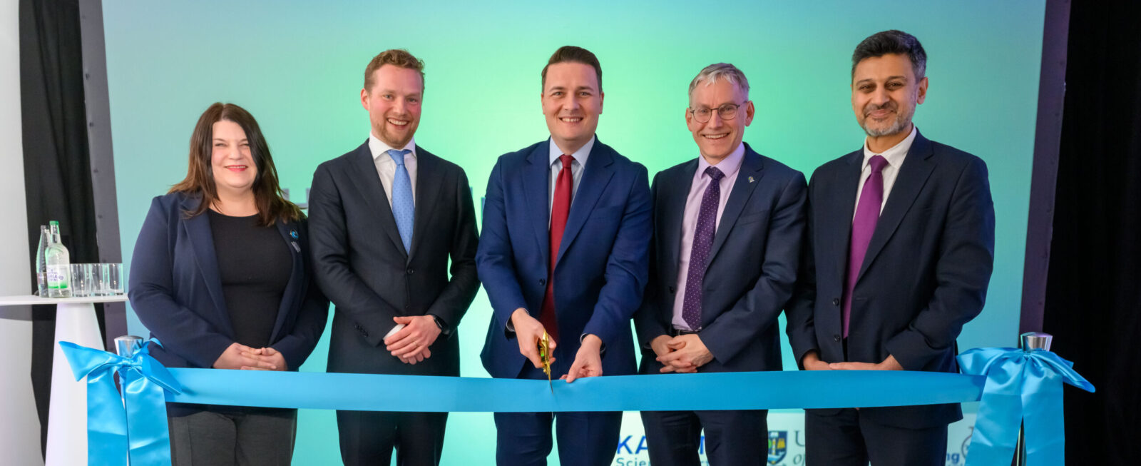 Glasgow’s newest purpose-built life sciences laboratory facility, the Health Innovation Hub (HiH), has been officially opened by Wes Streeting, Secretary of State for Health and Social Care following a launch event held yesterday (5 March). This marks a major milestone for Scotland’s life sciences and the healthcare innovation ecosystem in Glasgow City Region.