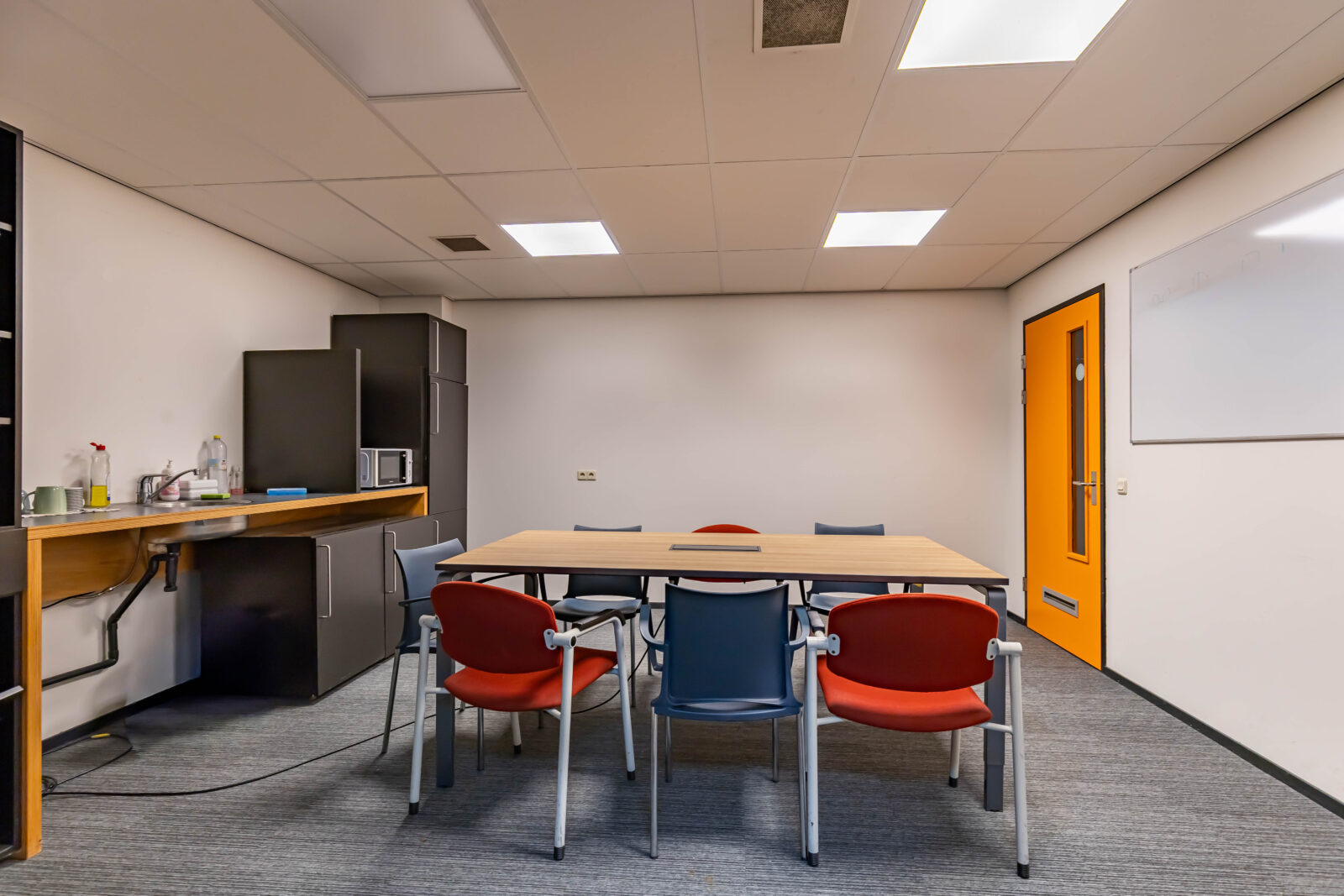 Cafeteria at Zernike Campus with seating and kitchen