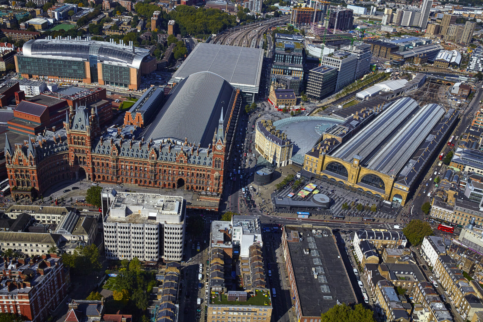 Exterior view London, St Pancras and Kings Cross railway stations